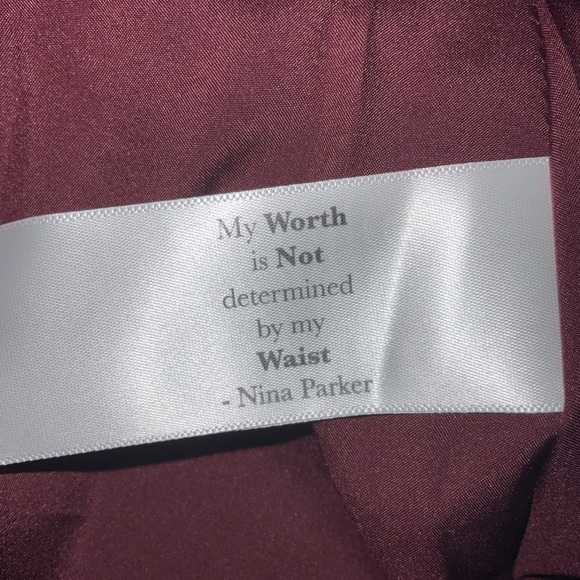 Nina Parker Women’s Trendy Plus Size Faux Leather Skirt Size 16W Burgundy - Picture 5 of 8